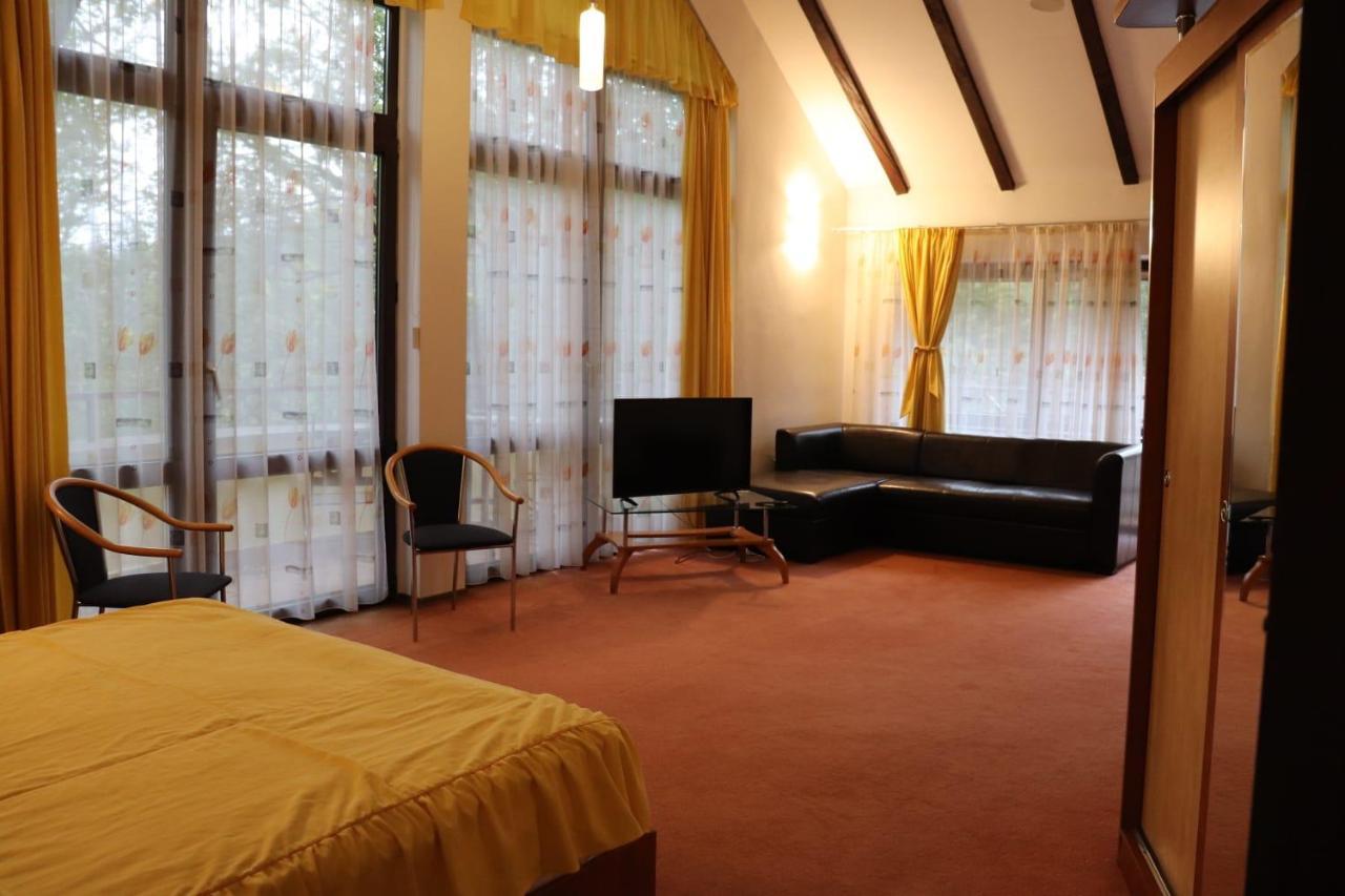 Pension Condor Poiana Brasov Esterno foto