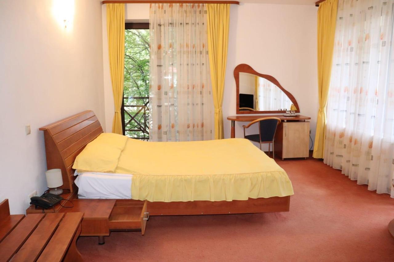 Pension Condor Poiana Brasov Esterno foto